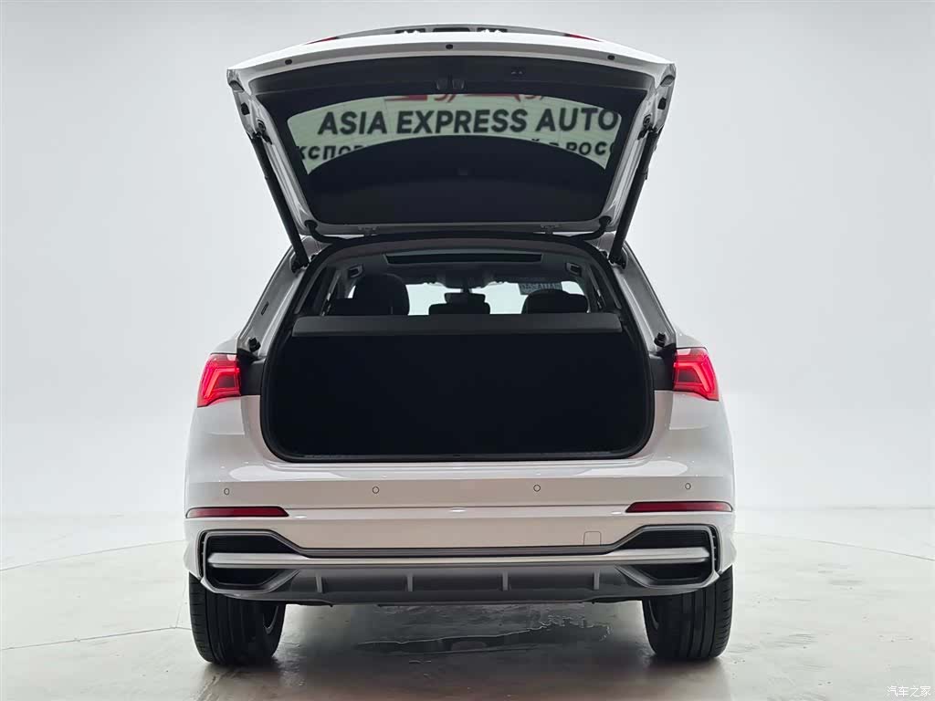 Audi Q3, 2023 8