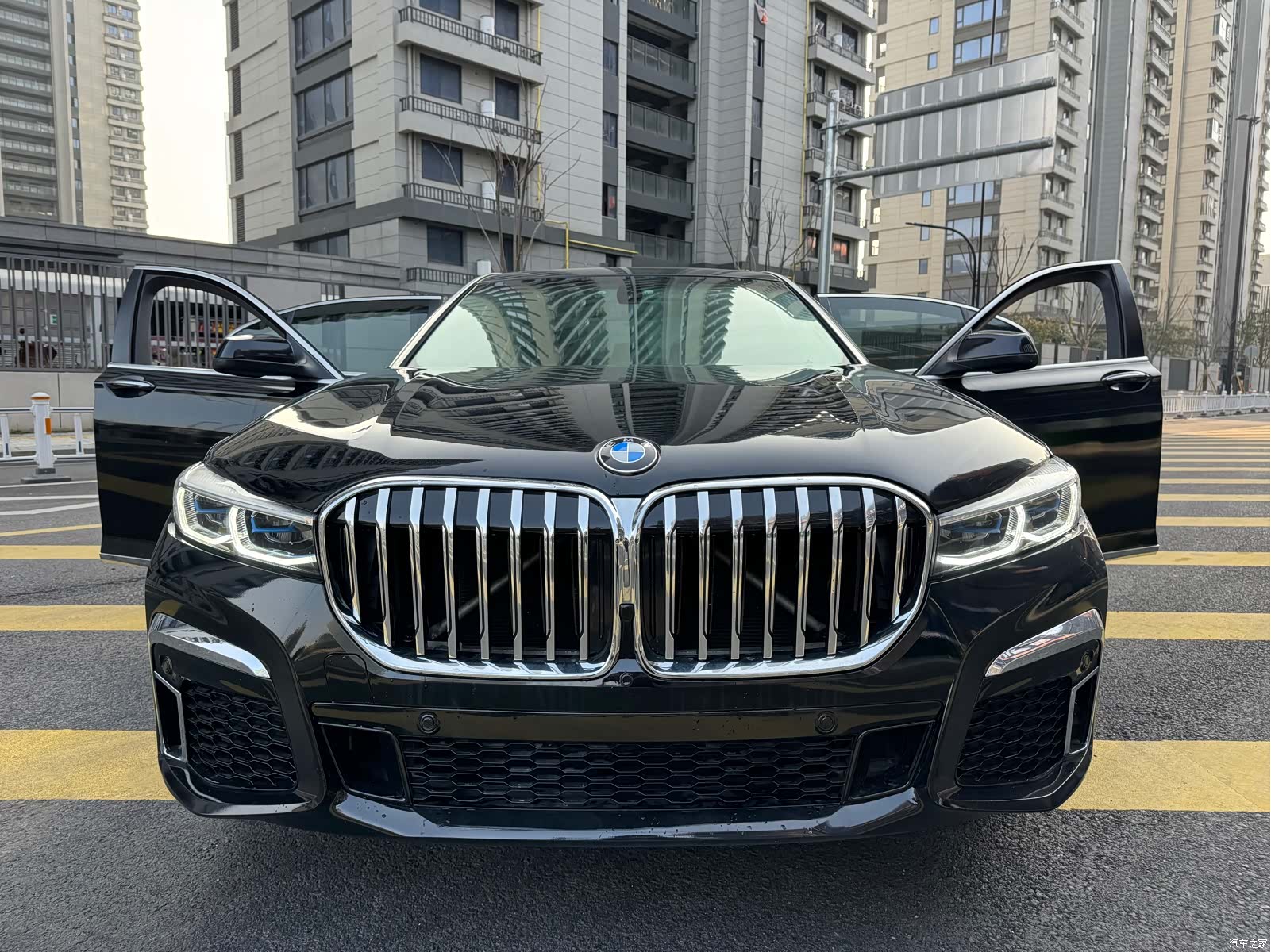 BMW 7 Series, 2012 1