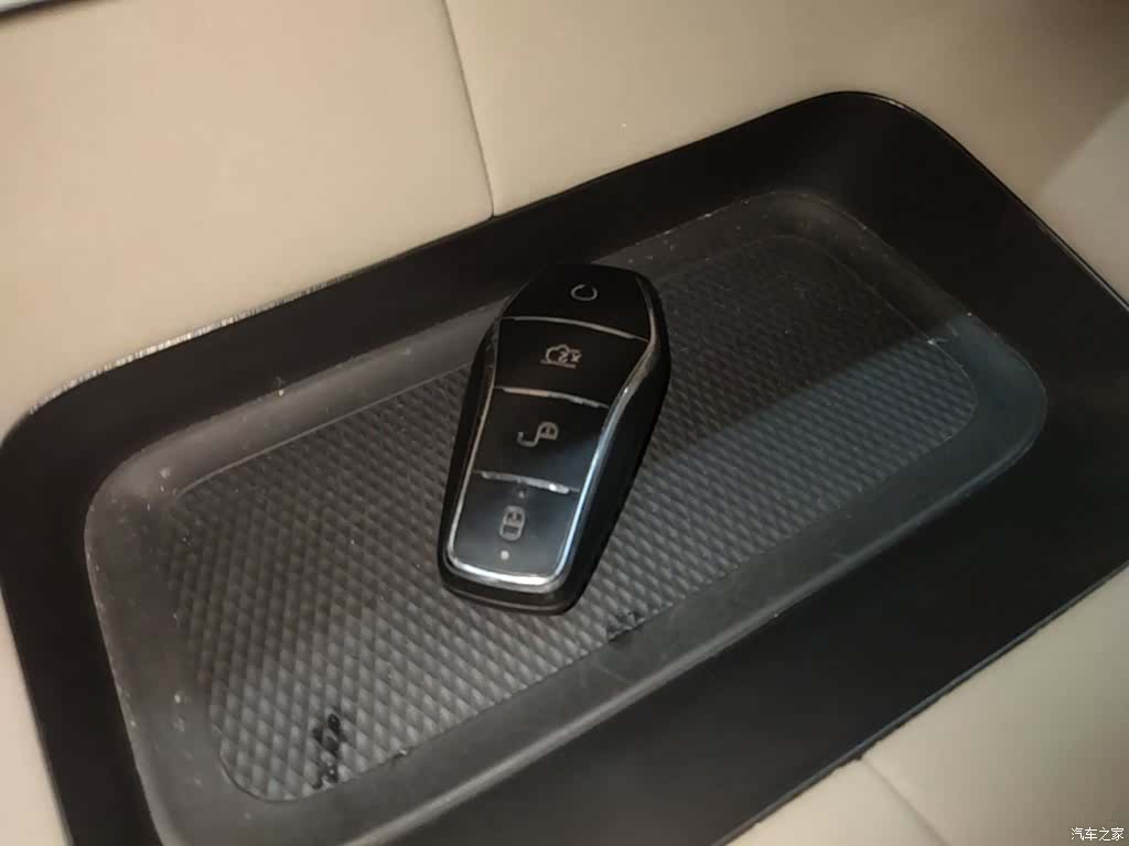 BYD Dolphin, 2024 9