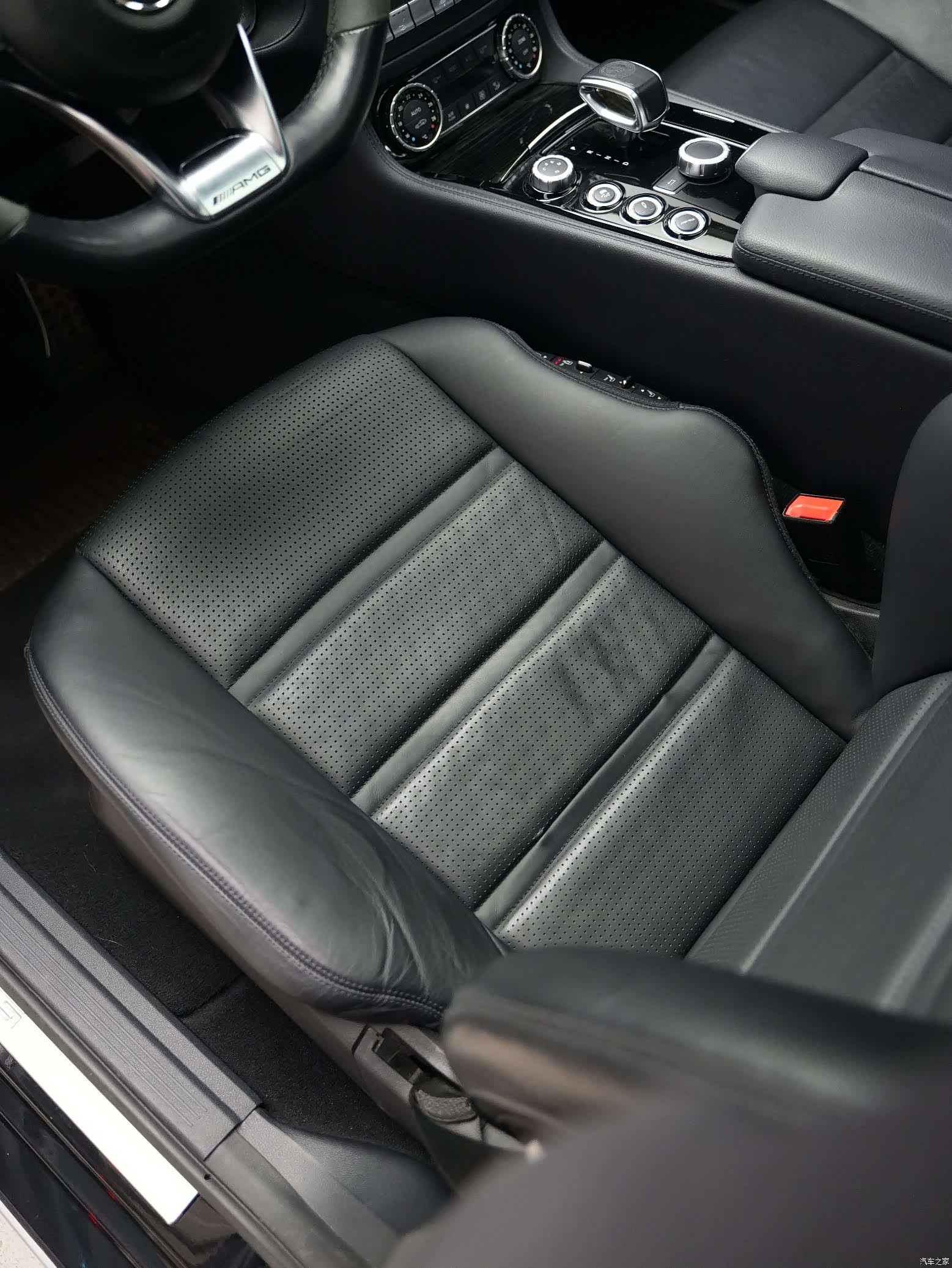 Mercedes-Benz CLS, 2015 15