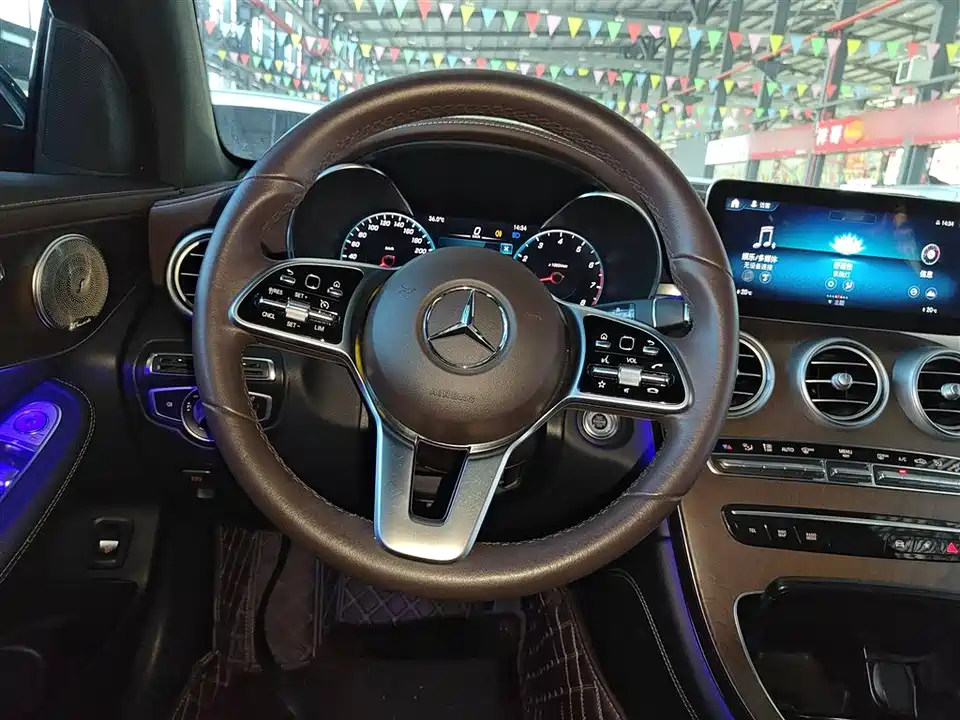 Mercedes-Benz GLC Mercedes-Benz GLC