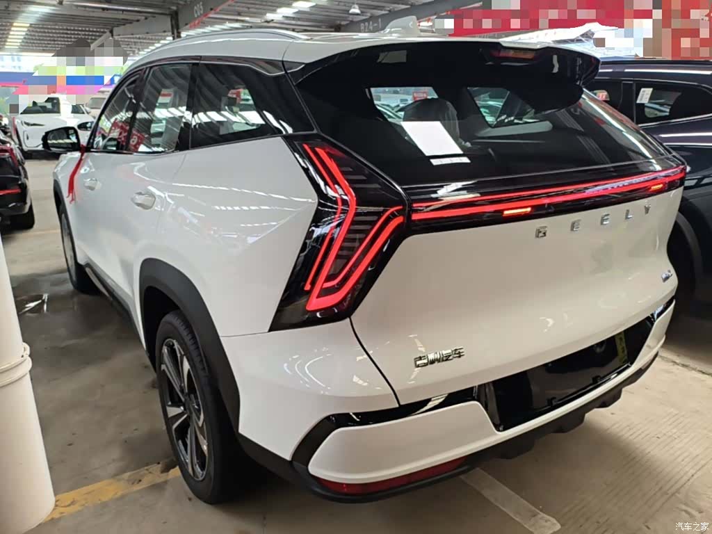 Geely Boyue, 2026 все фото