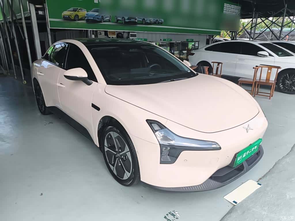 Xpeng Mona M03, 2025 4