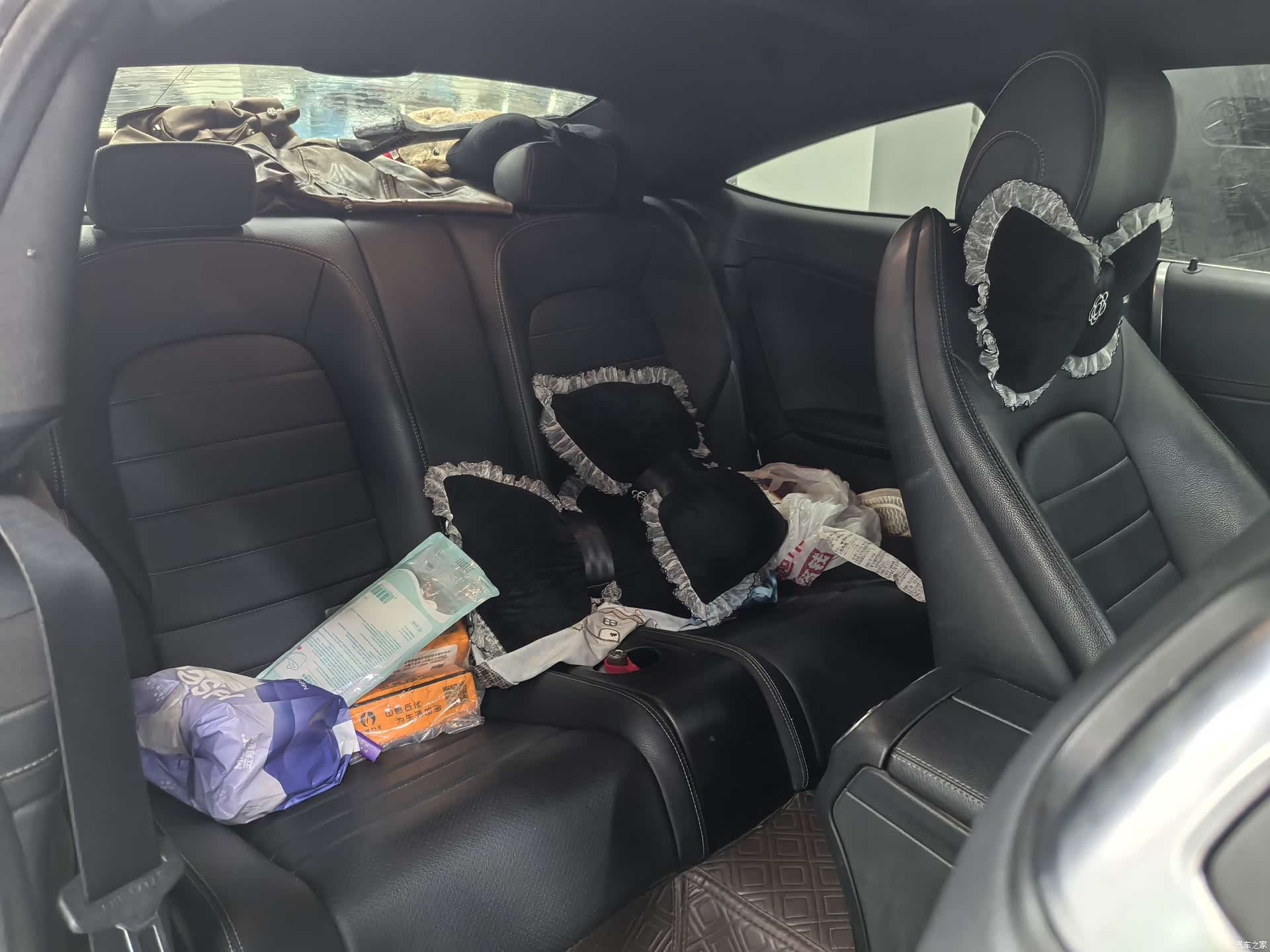 Mercedes-Benz C-Class, 2018 12
