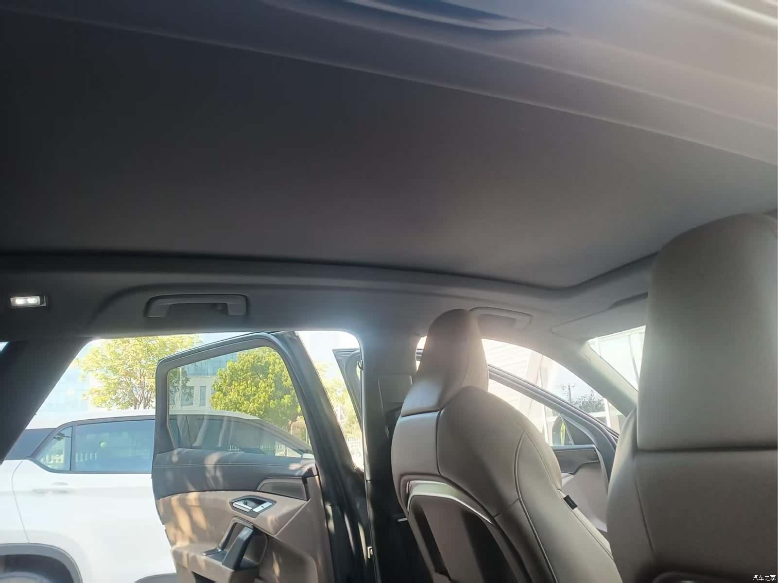 Audi Q5L, 2026 8