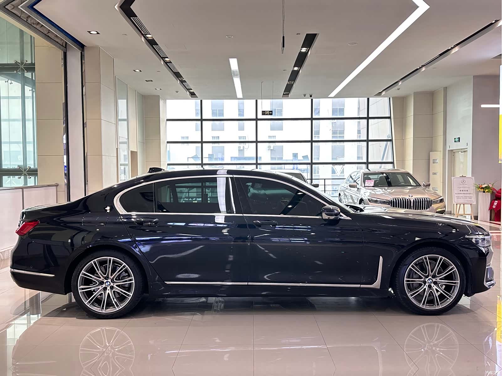 BMW 7 Series, 2020 4