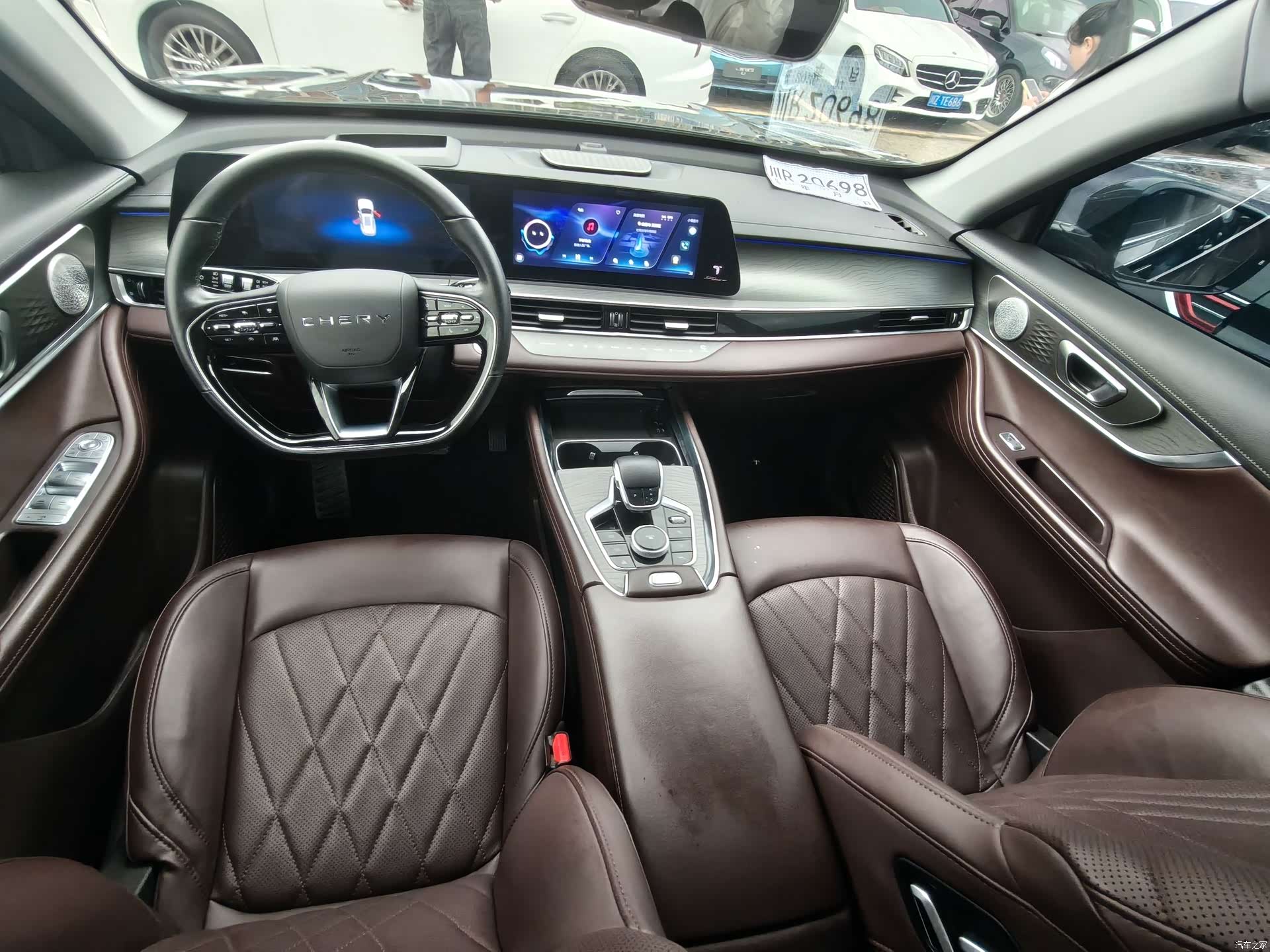 Chery Tiggo 8, 2023 все фото