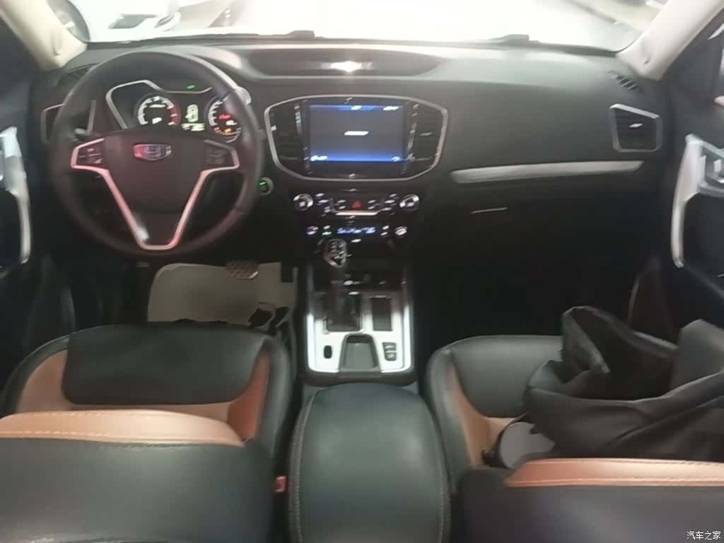 Geely X6, 2017 10