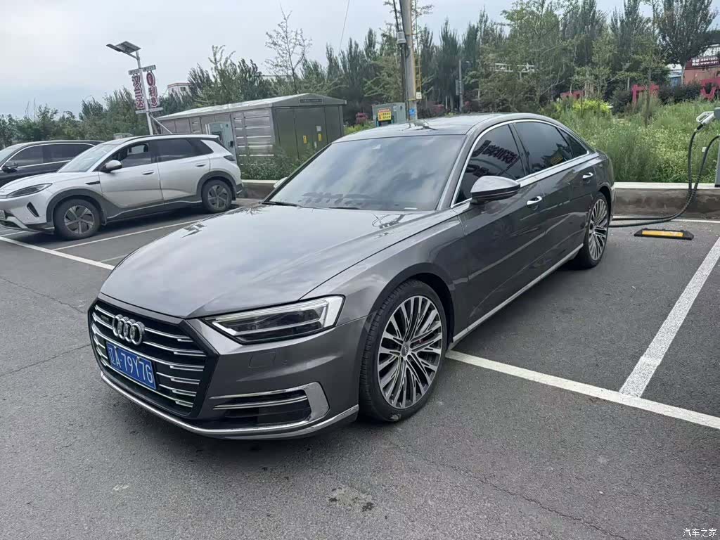 Audi A8L, 2021 2