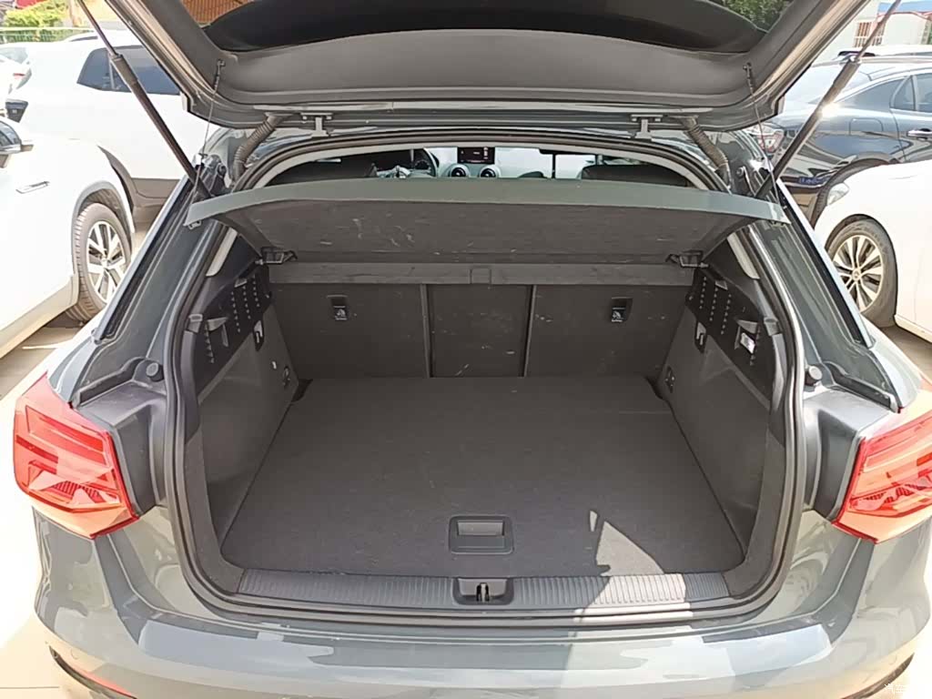 Audi Q2L, 2021 19