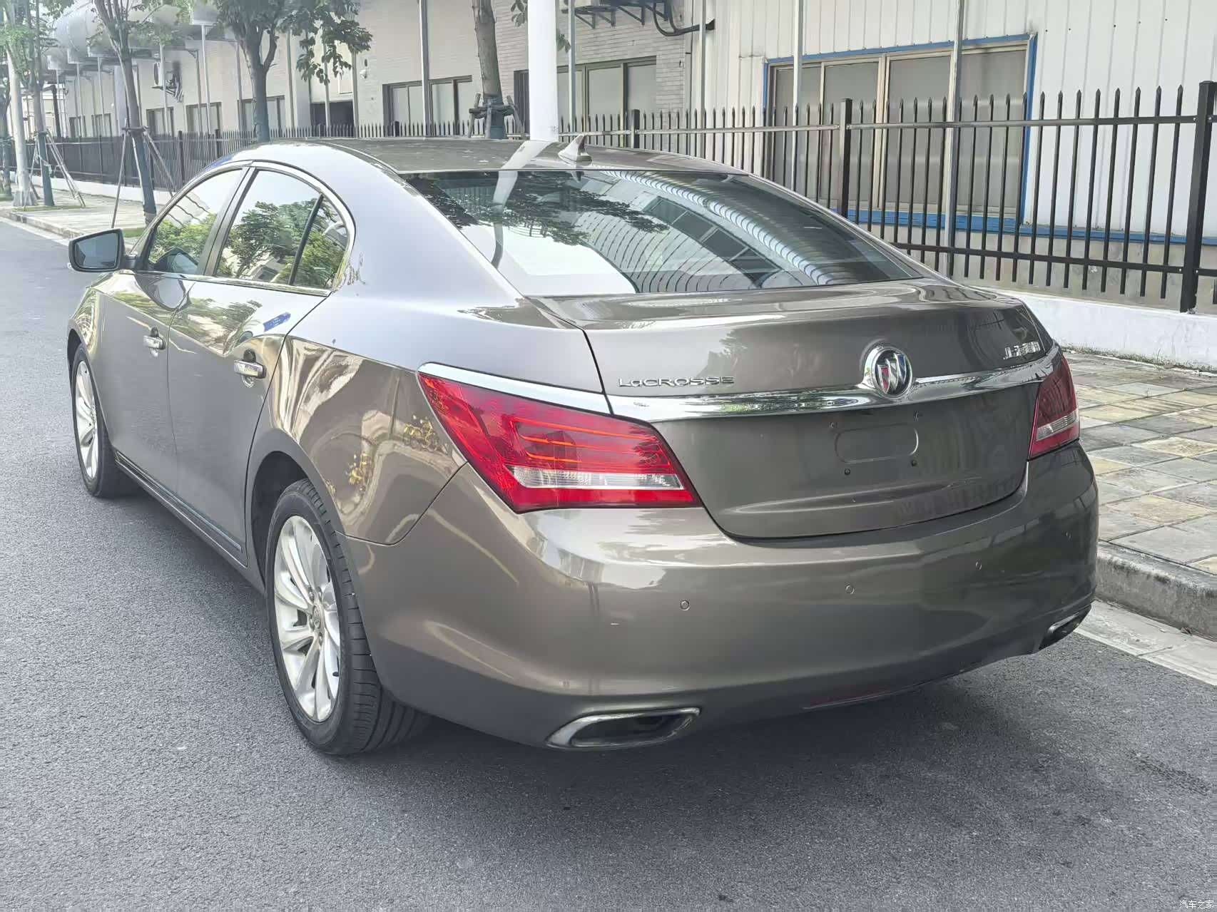 Buick LaCrosse, 2013 19