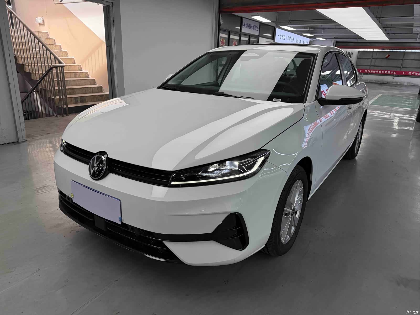 Volkswagen Sagitar, 2026 1