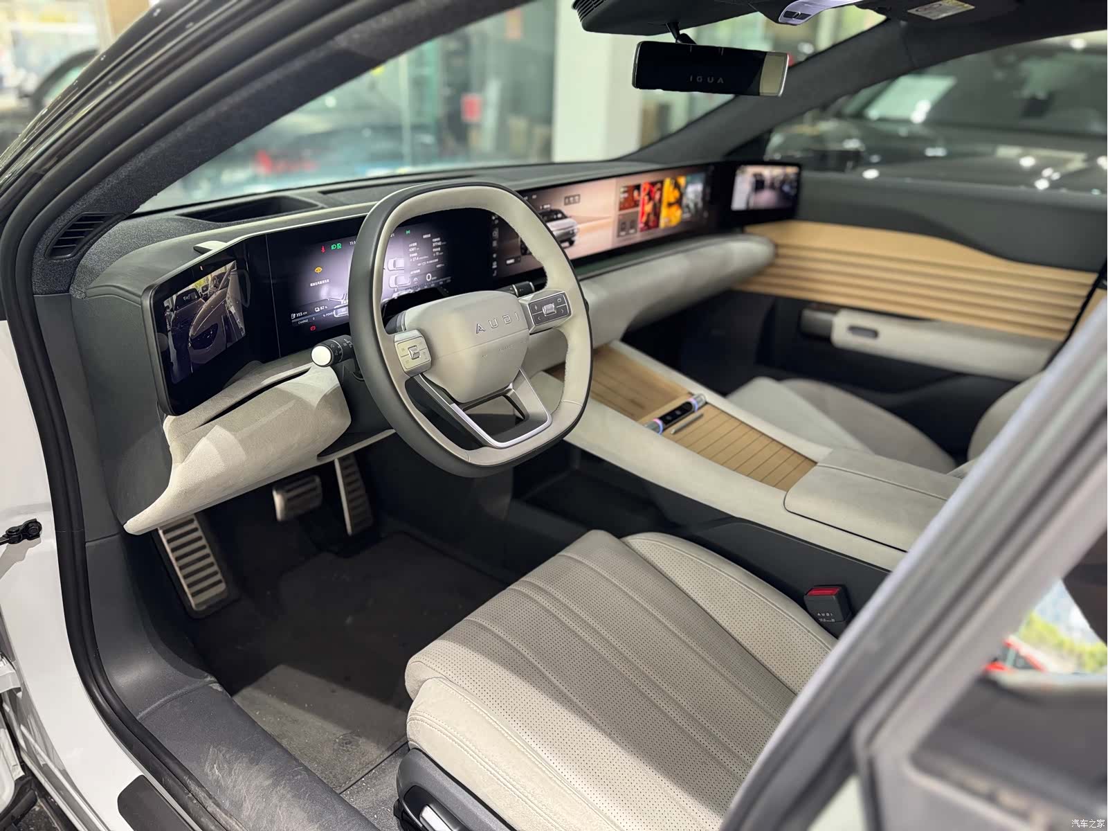 Audi TT, 2025 8