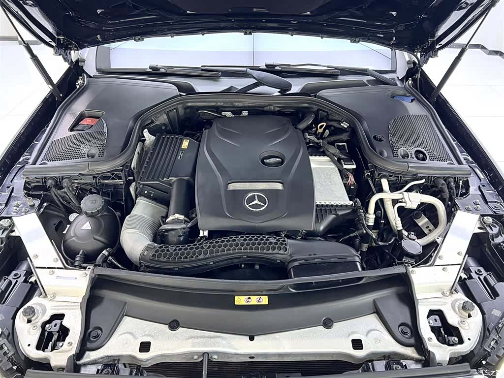 Mercedes-Benz E-Class, 2017 13