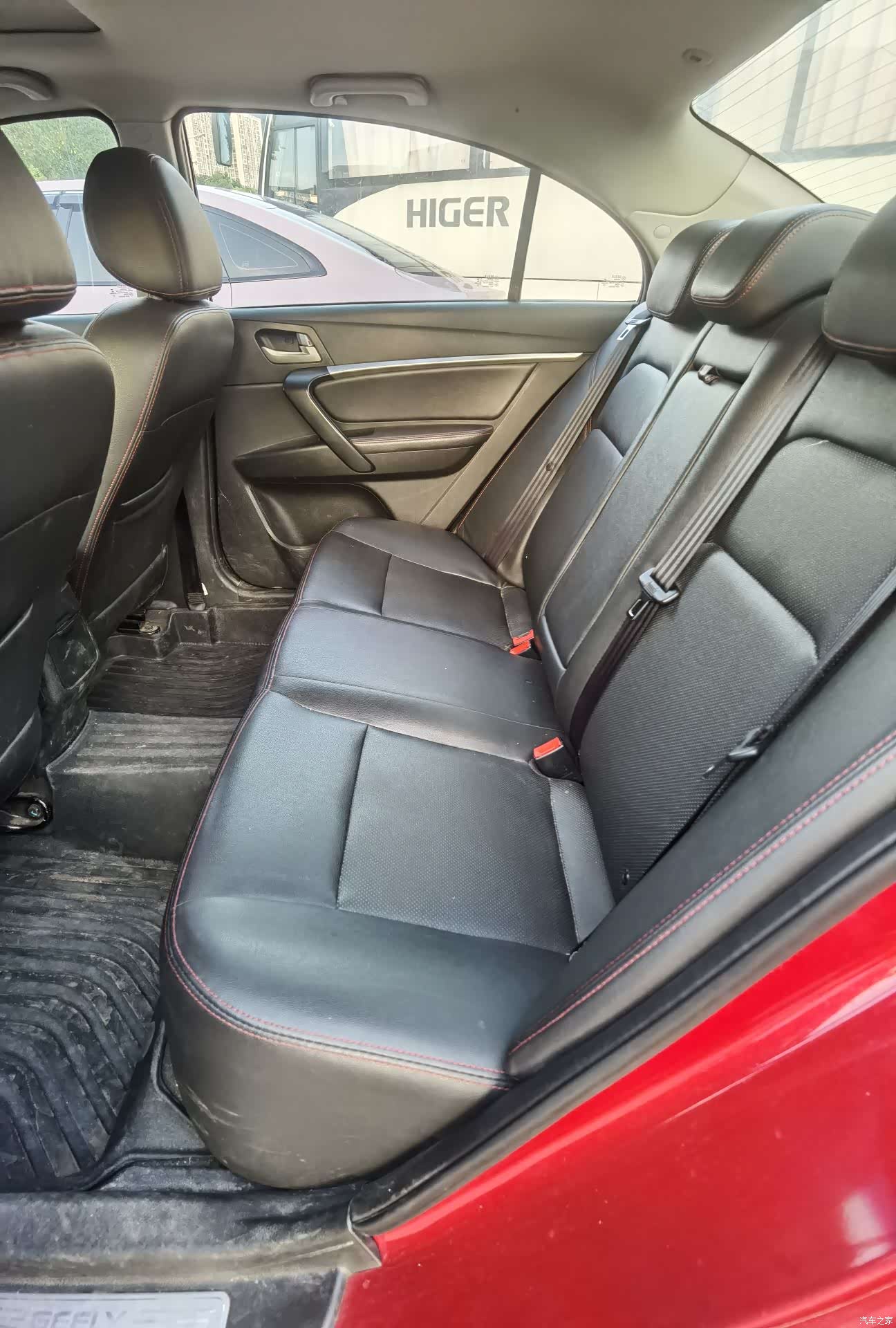 Geely Emgrand, 2015 10
