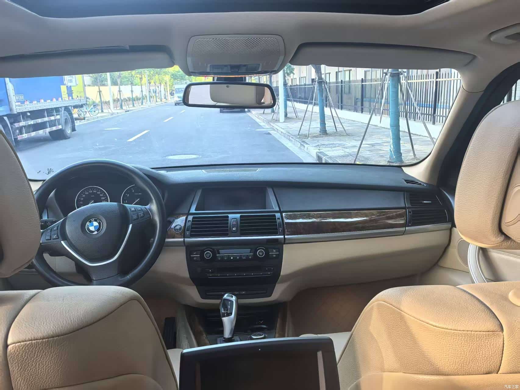 BMW X5, 2011 9