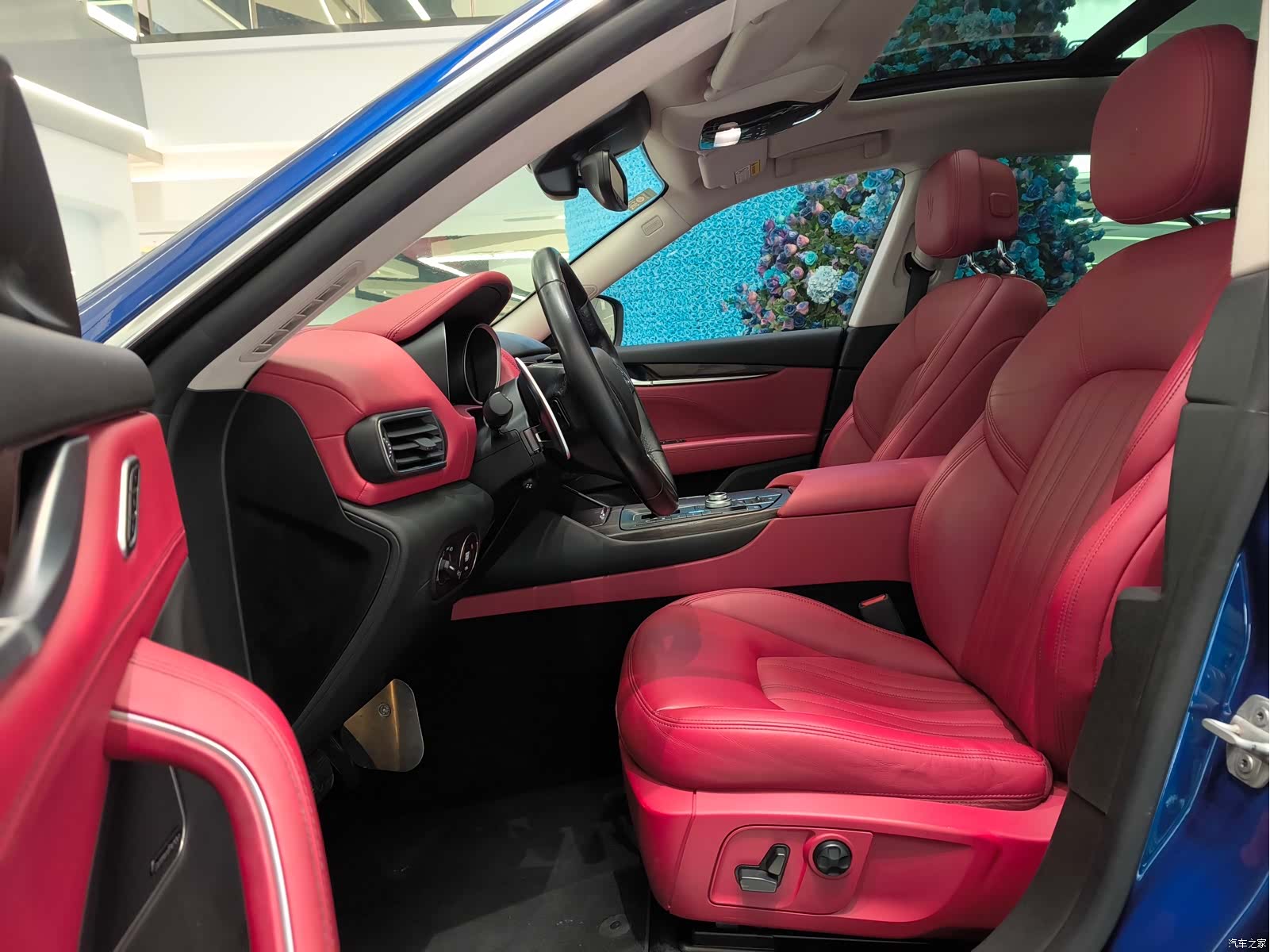 Maserati Levante, 2017 13