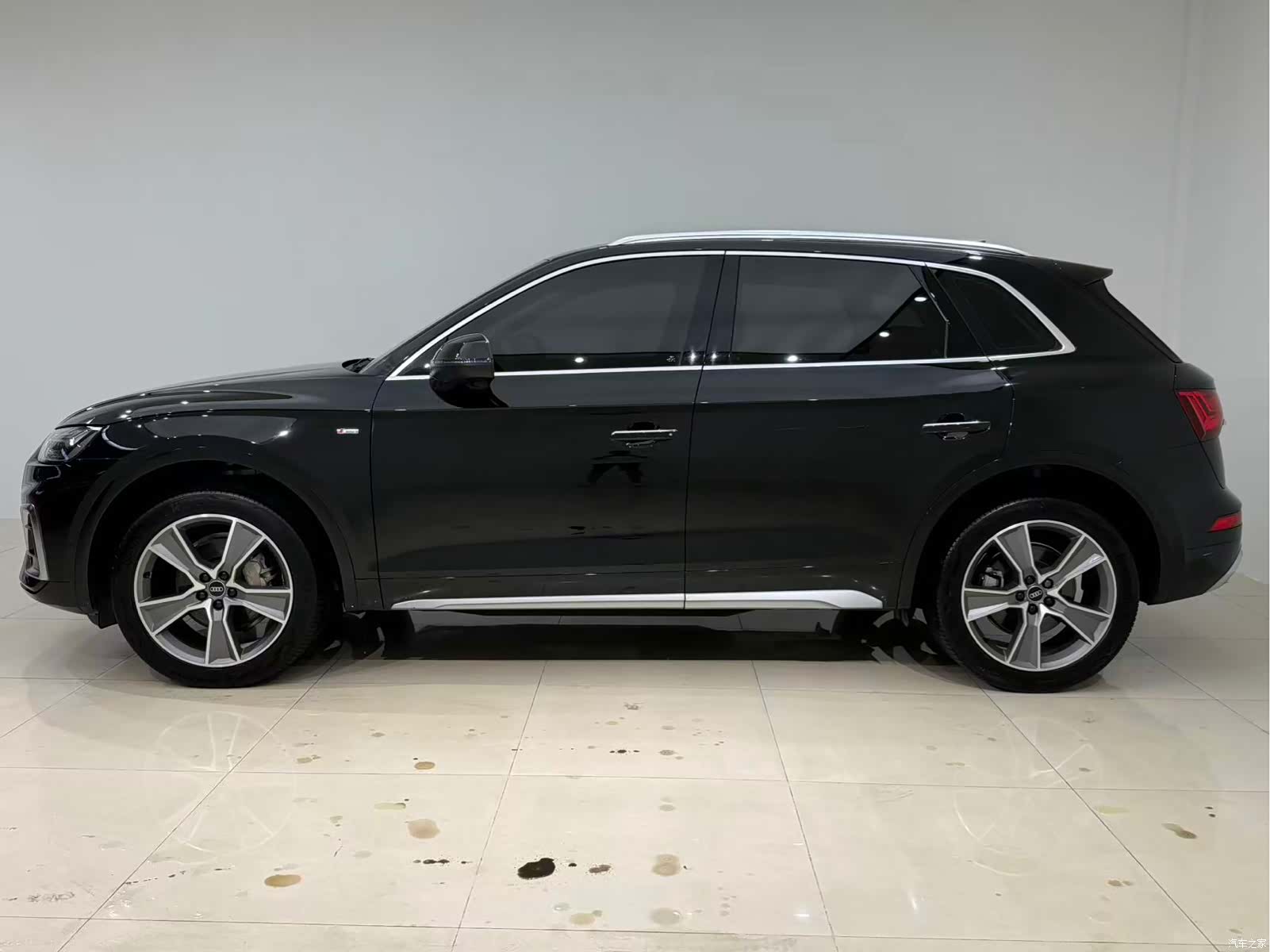 Audi Q5L, 2022 3