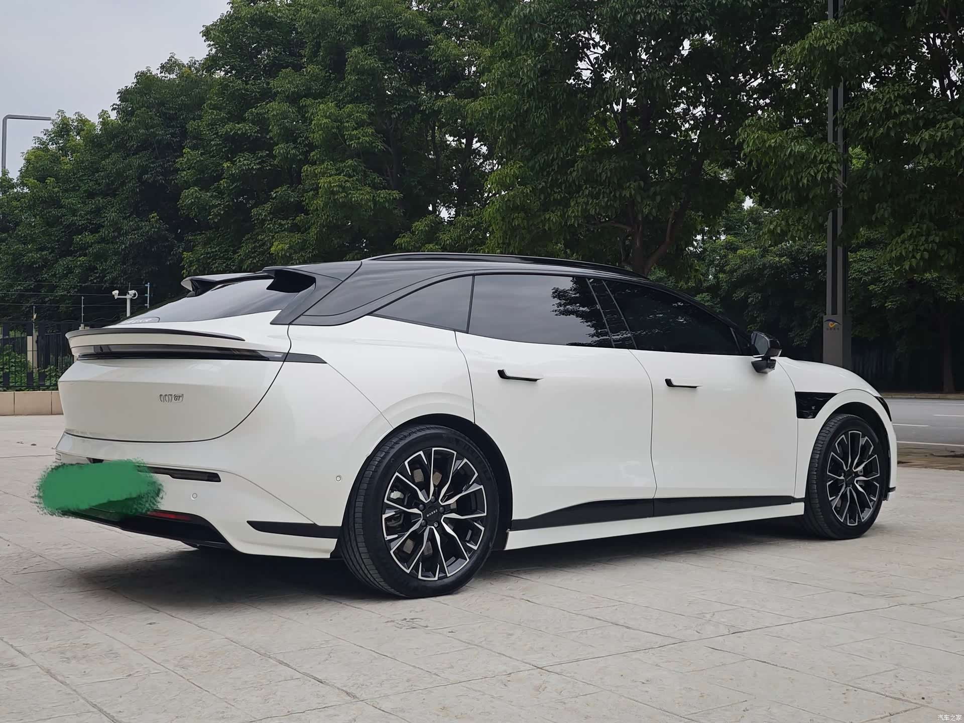 Zeekr 007, 2025 7
