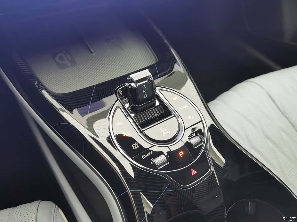 BYD Seal, 2022 13