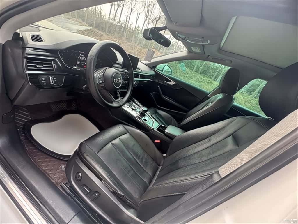 Audi A4L, 2020 9
