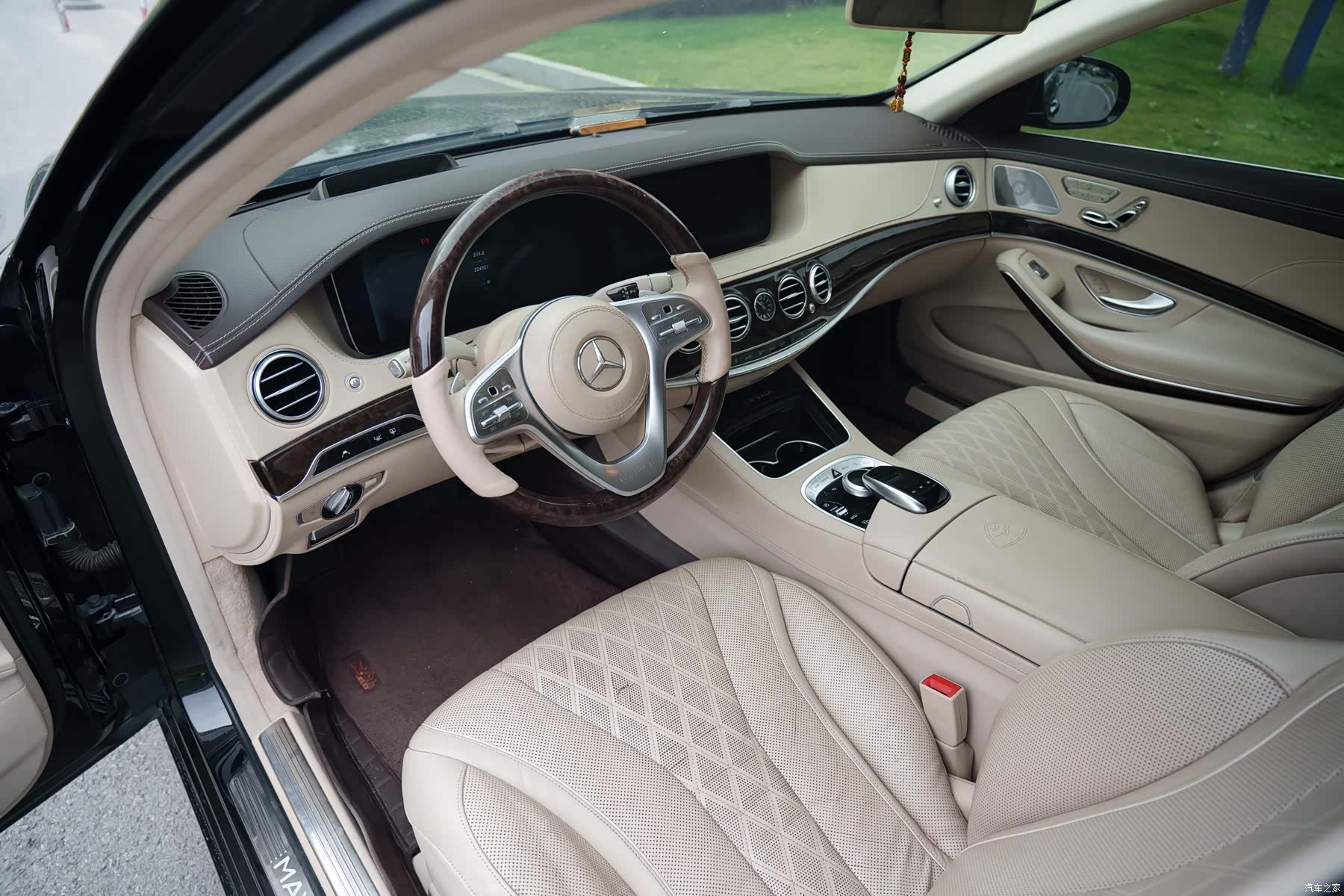 Maybach S-Class, 2018 8