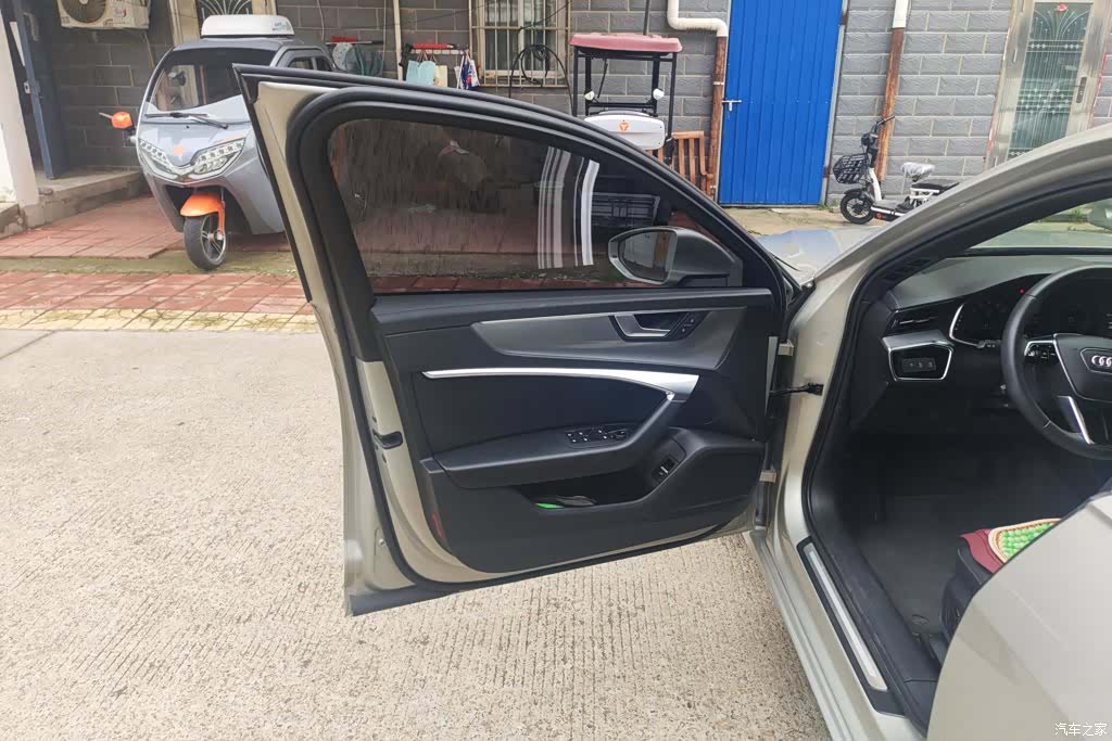 Audi A6L, 2020 7