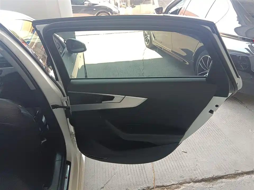 Audi A4L Audi A4L