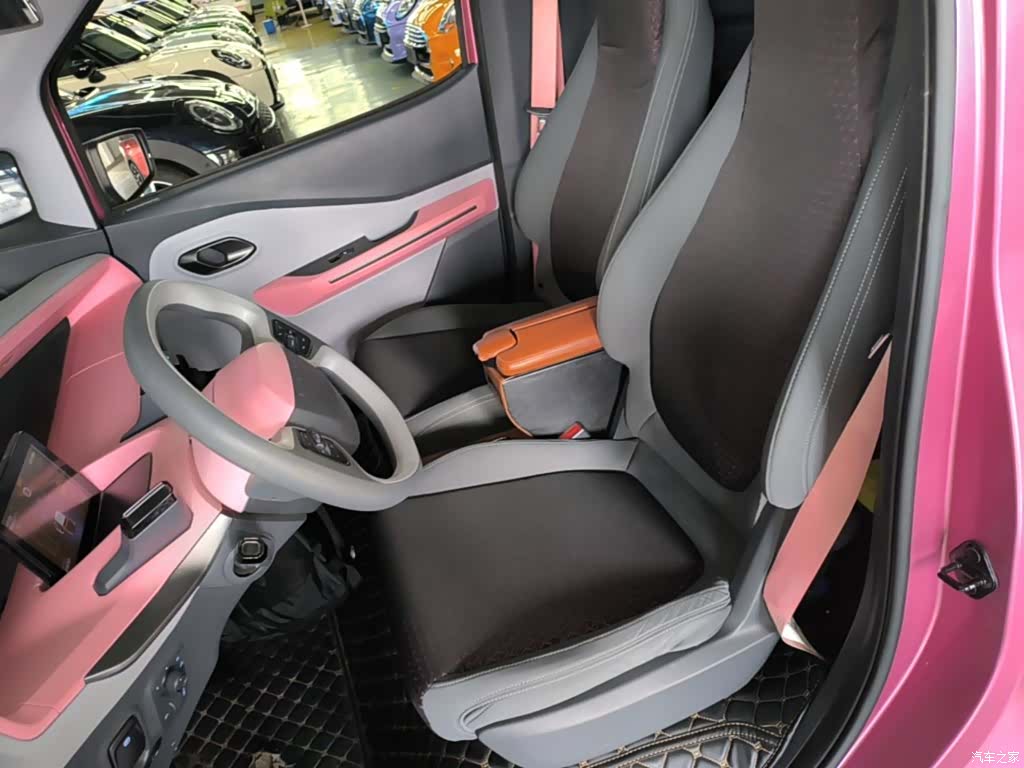 Wuling E200, 2022 15