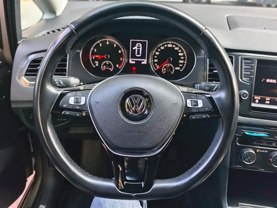 Volkswagen Golf*Jiayu