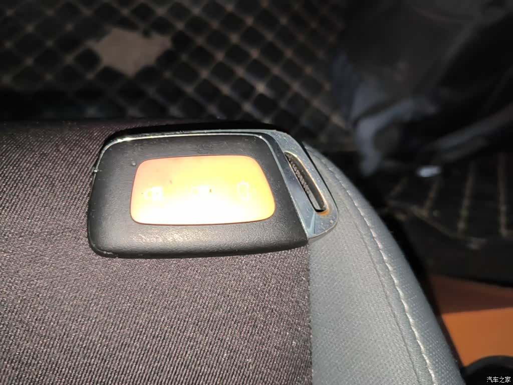 Wuling E200, 2022 9