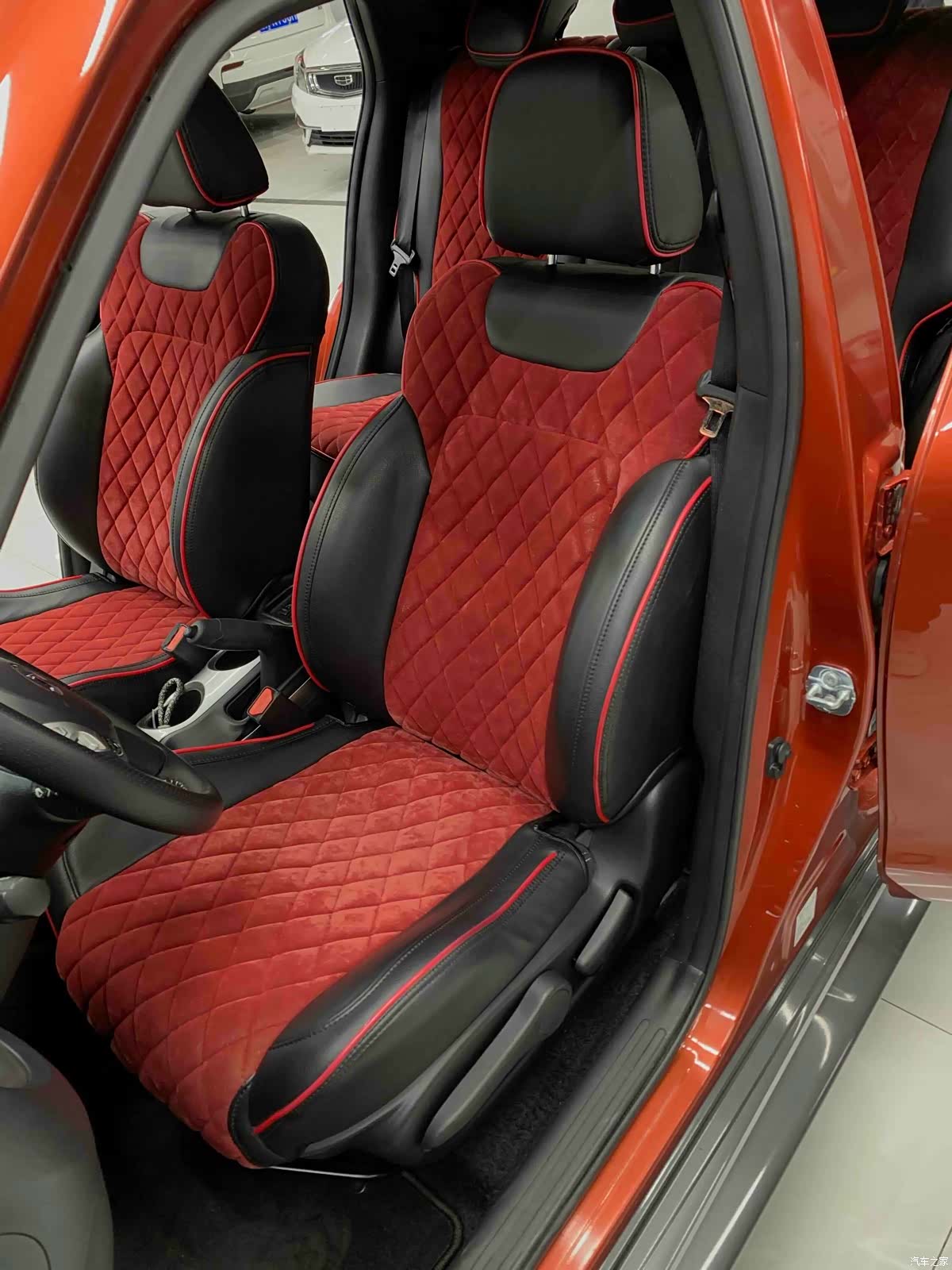 Infiniti ESQ, 2016 11
