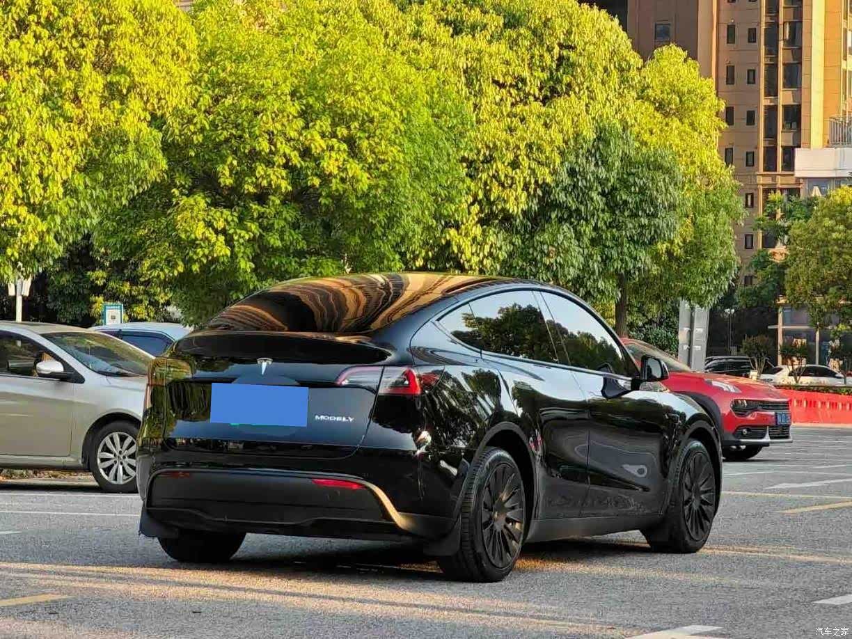 Tesla Model Y, 2022 7