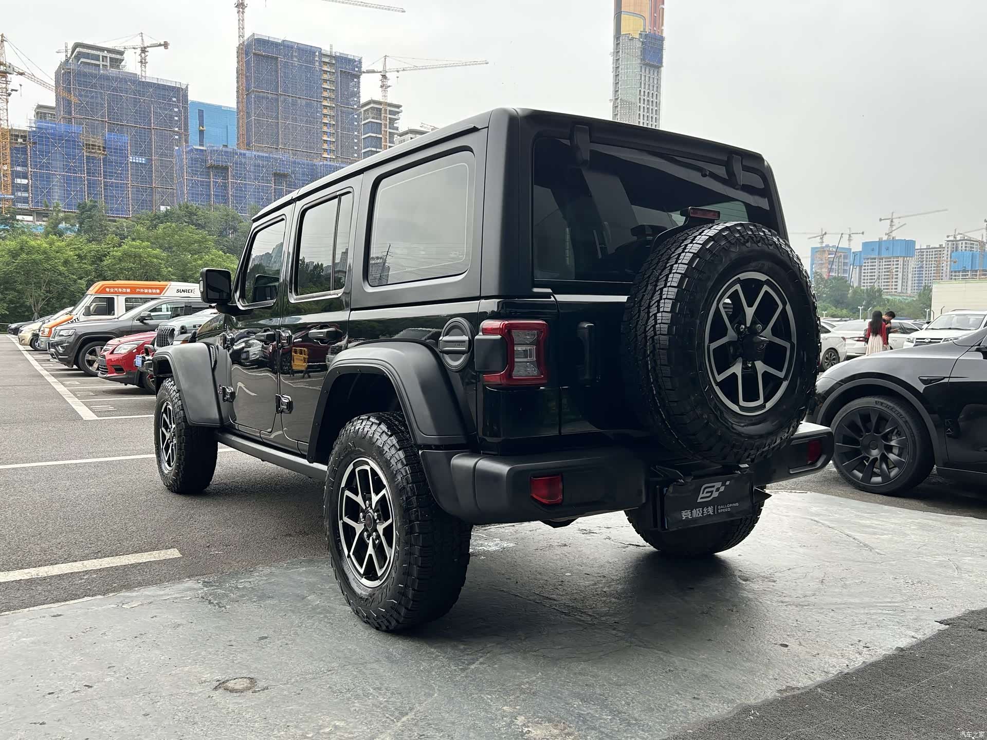 Jeep Wrangler, 2024 13