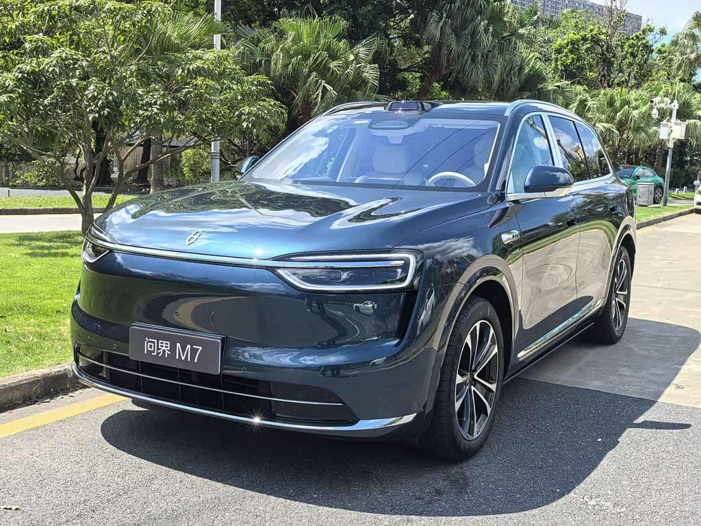 AITO M7