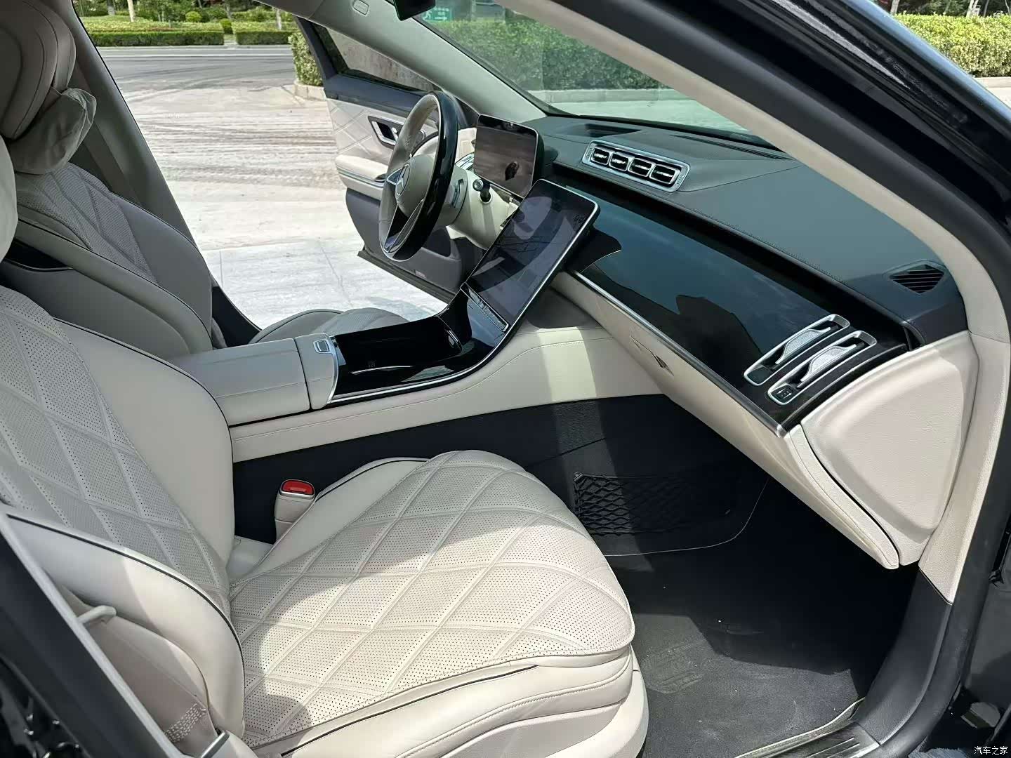 Maybach S-Class, 2025 7