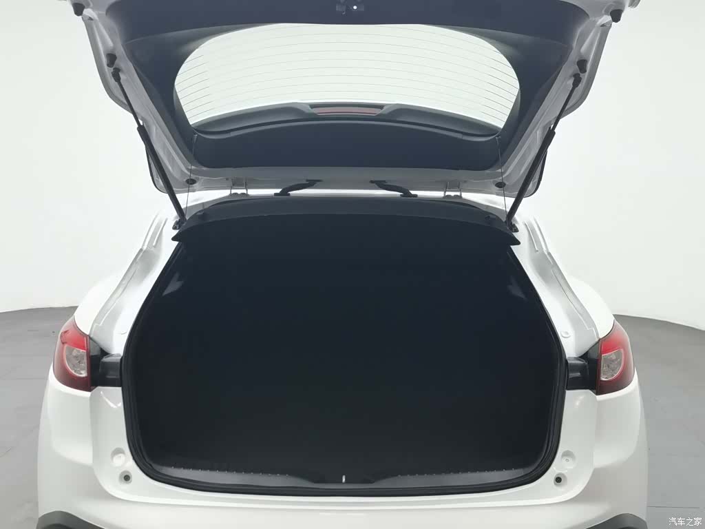 Mazda CX-4, 2018 16