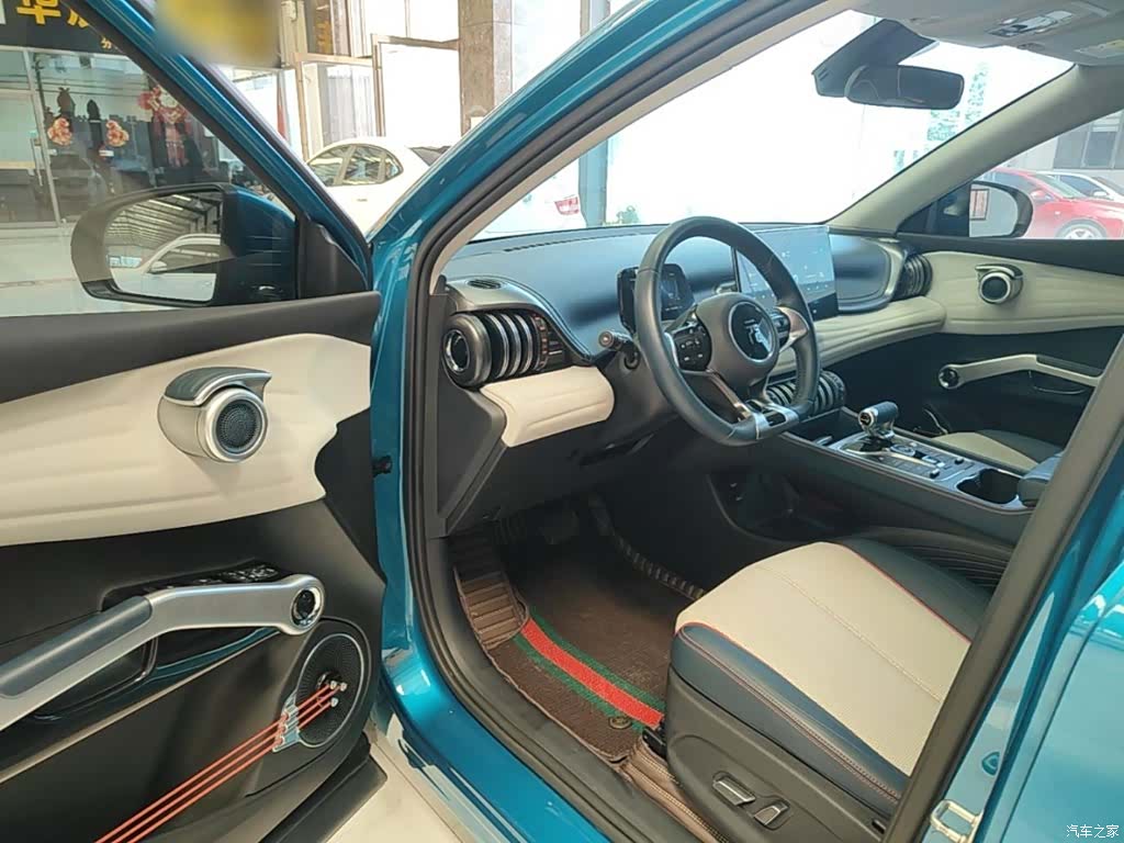 BYD Yuan, 2022 16