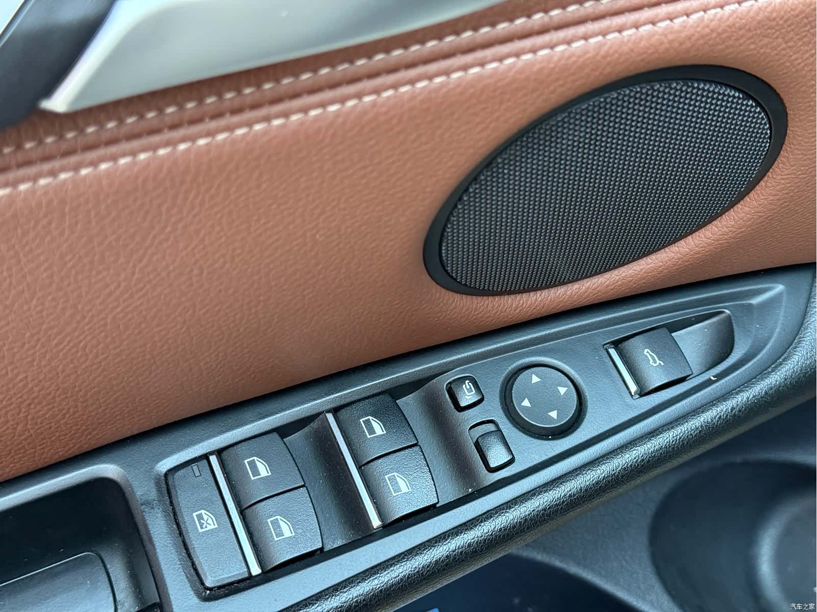 BMW X6, 2018 11