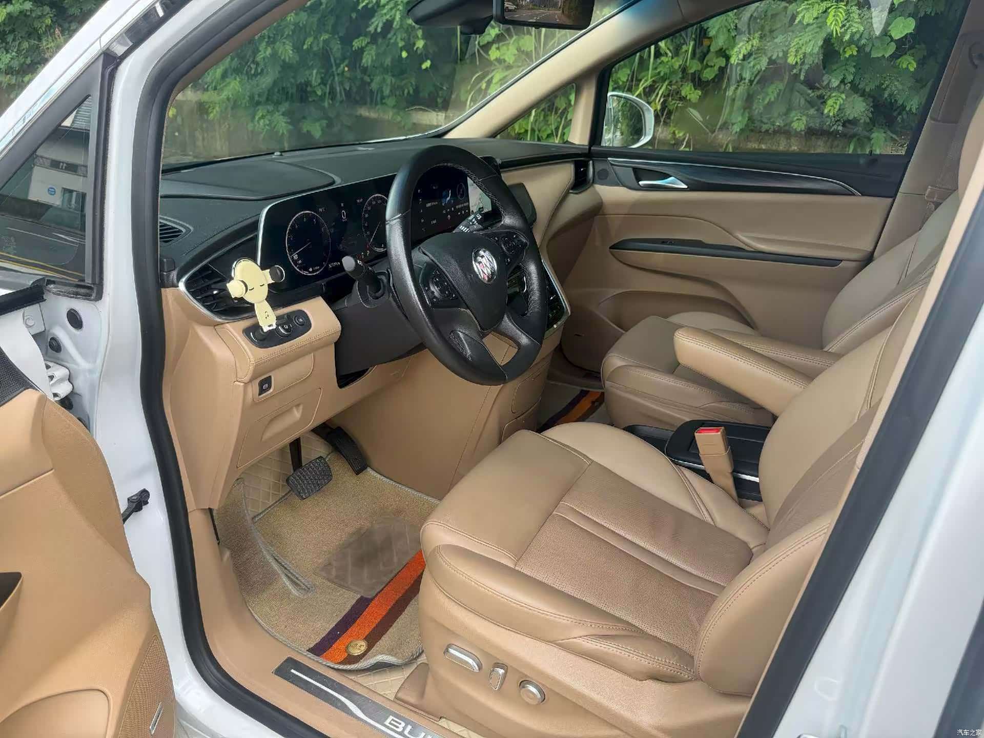 Buick GL8, 2021 все фото