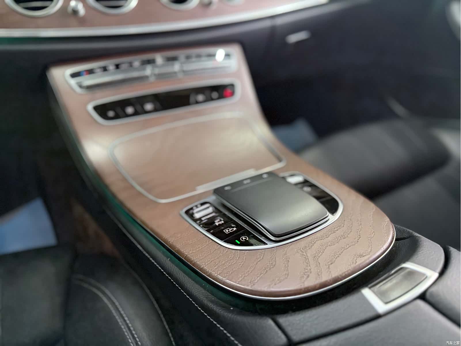 Mercedes-Benz E-Class, 2022 19