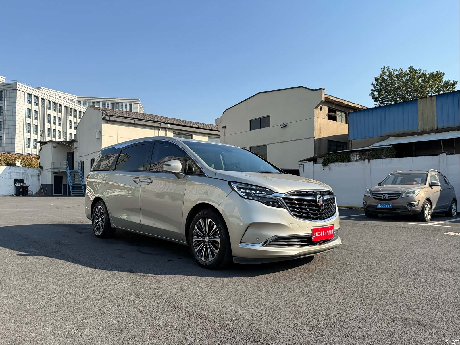 Buick GL8, 2022 2