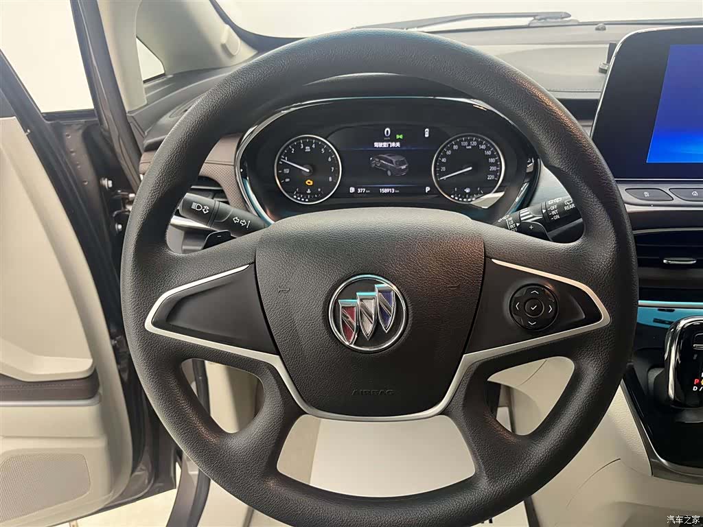 Buick GL8, 2023 11