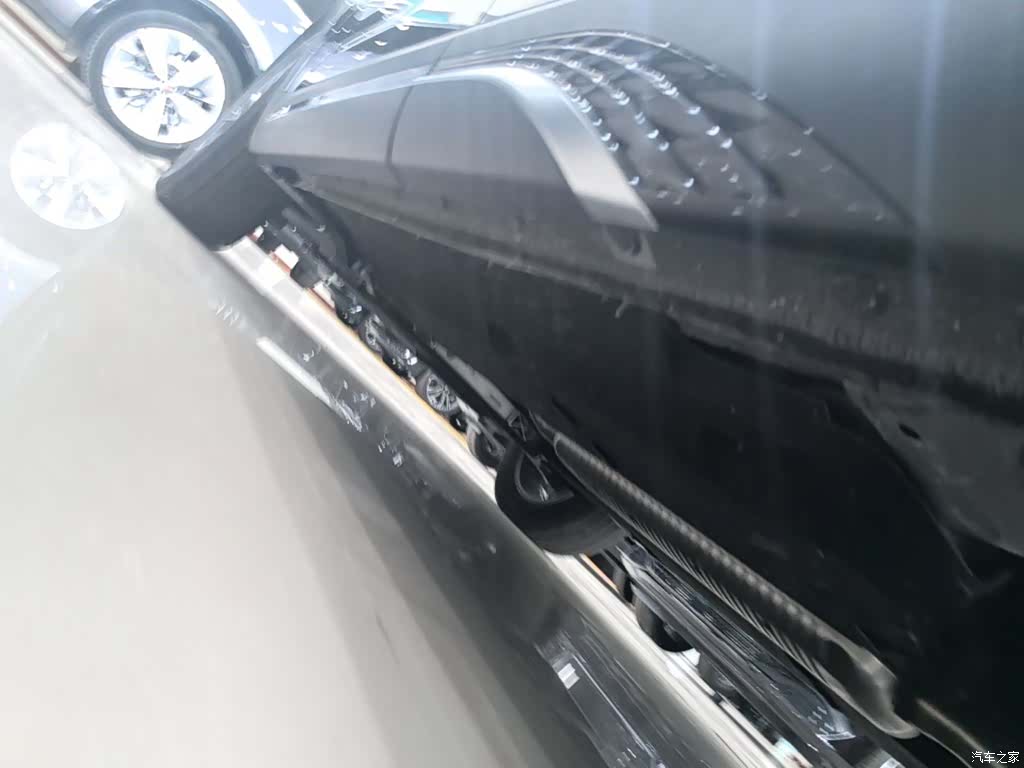 Hongqi HS5, 2025 22