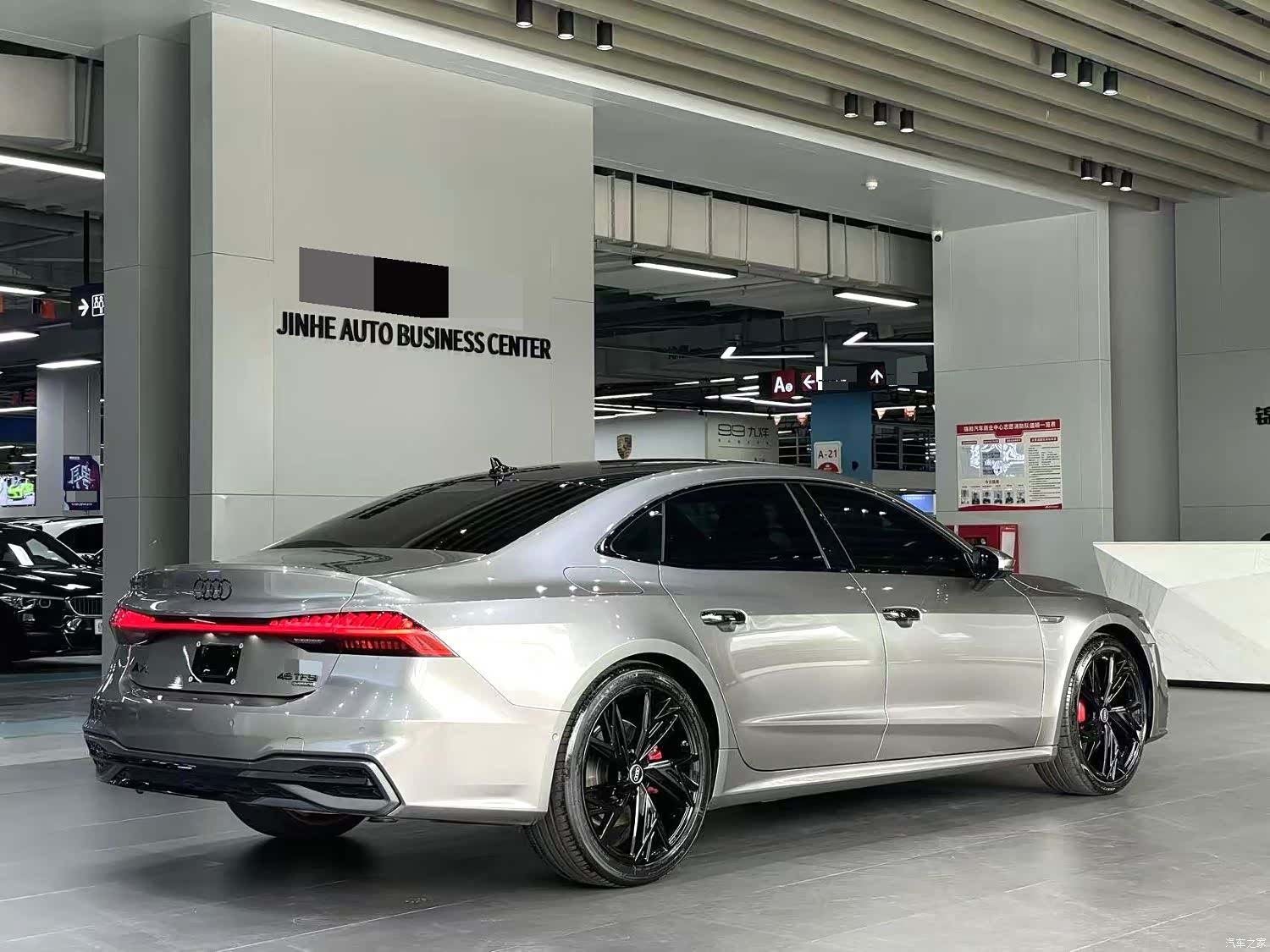 Audi A7L, 2025 7
