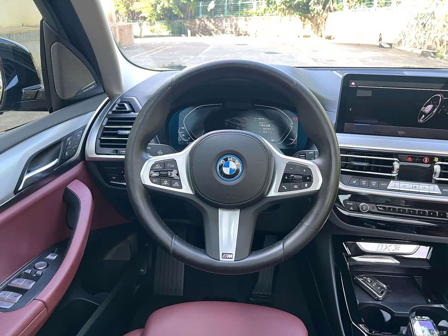 BMW iX3, 2022 6