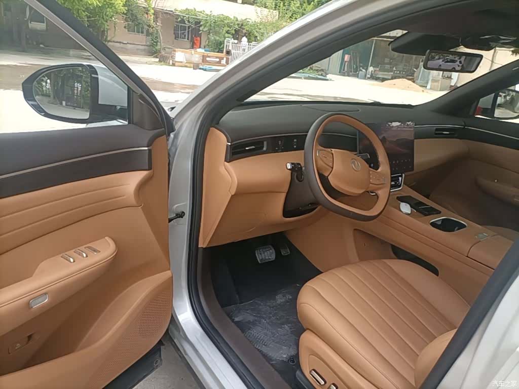 DongFeng L8, 2025 16