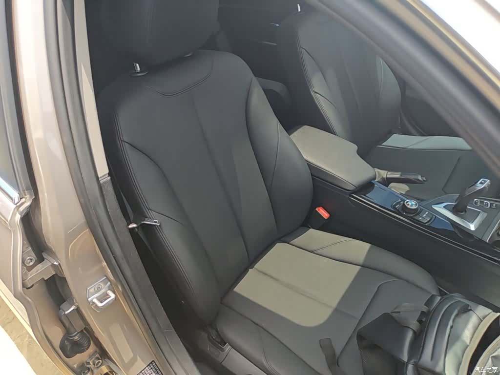BMW 3 Series, 2016 25
