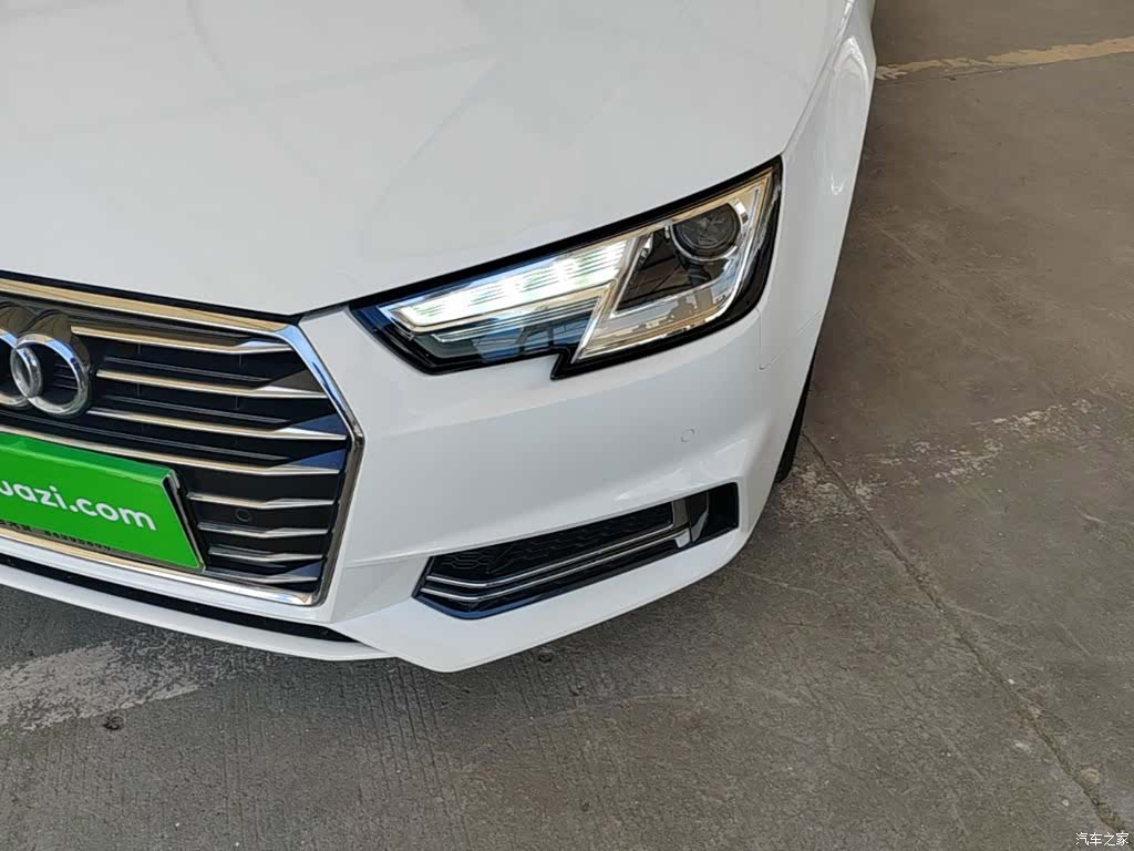 Audi A4L, 2019 18