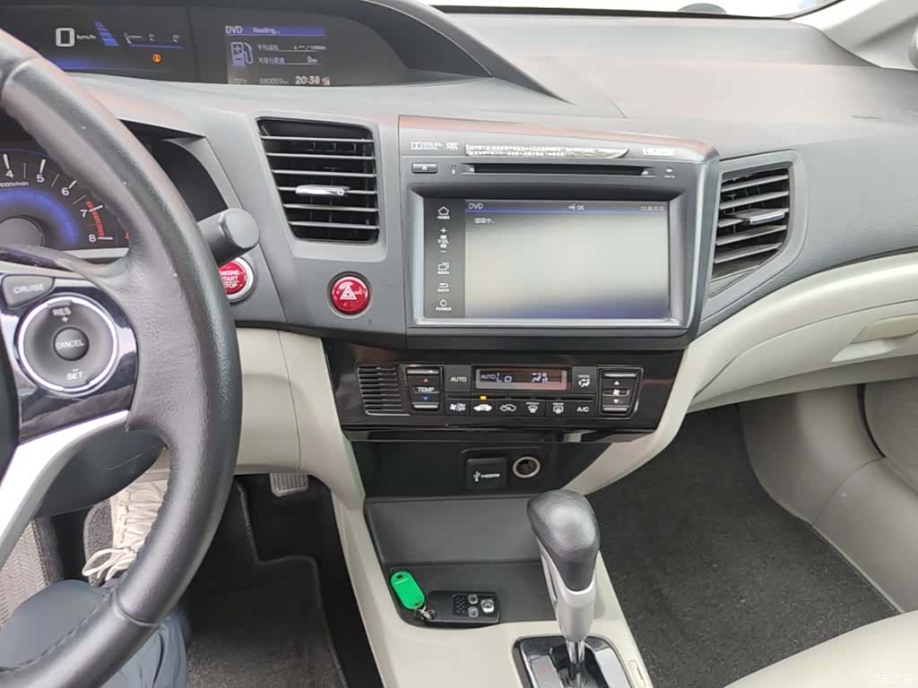 Honda Civic, 2015 9